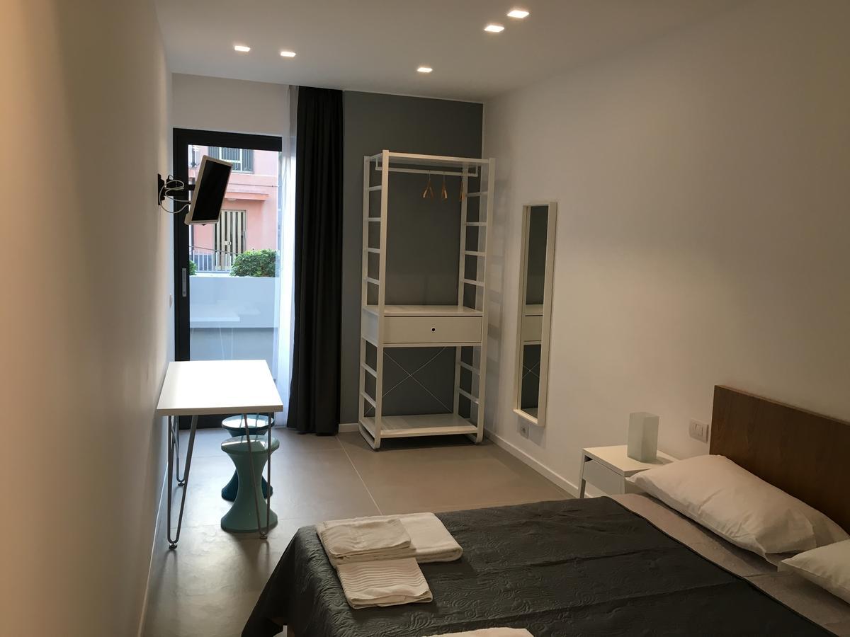 B&B Brezza Di Mare 阿齐·卡斯特罗 外观 照片